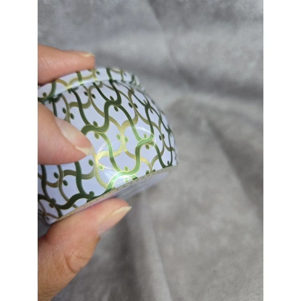 VOLUSPA  Coco Wax Tin Candle Moroccan ~ Mint Tea - 4oz